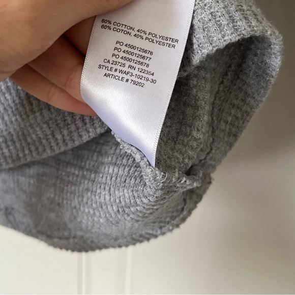 Tna Gray Waffle hooded shirt - Picture 6 of 9